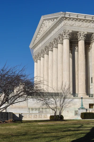 Supreme Court Building in the Winter — Stock Photo, Image