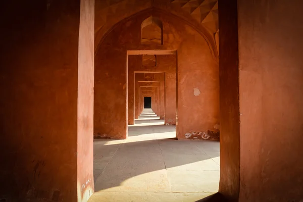Koridor, Hindistan'daki taj mahal — Stok fotoğraf