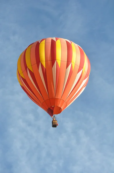 Orange luftballong — Stockfoto