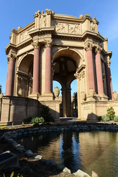 Palace of Fine Arts in San Francisco — Stock Photo, Image