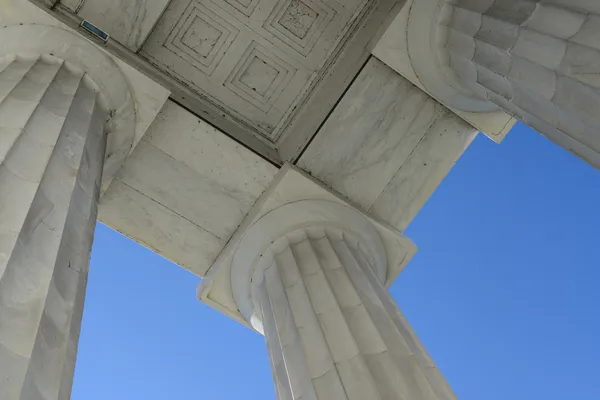 Piliers dans Lincoln Memorial — Photo