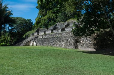 xunantunich Maya harabe Belize