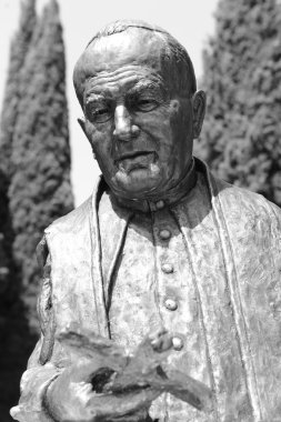heykel Papa John paul II