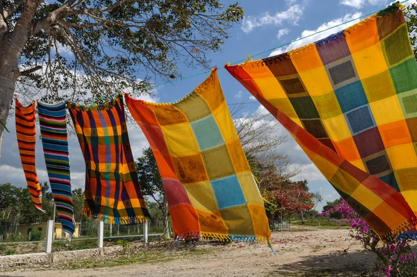 メキシコでの販売のためのマヤの毛布 — ストック写真