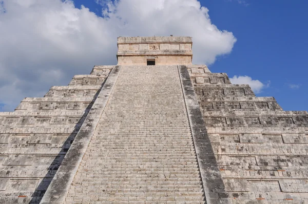 Ruina Maya Chichén Itzá en México — Foto de Stock