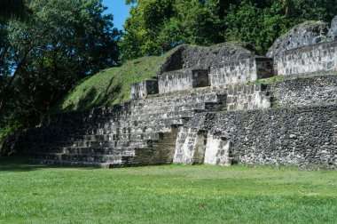 xunantunich Maya harabe Belize