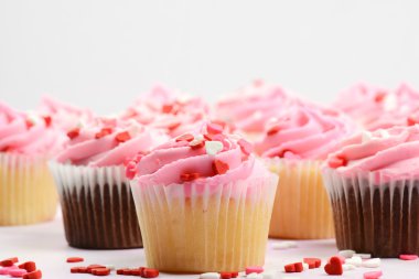 pembe tatil valentine's day çörekler