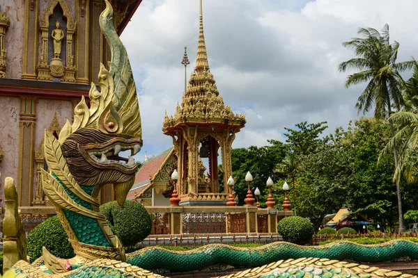 Dragón en Wat Chalong en Phuket —  Fotos de Stock