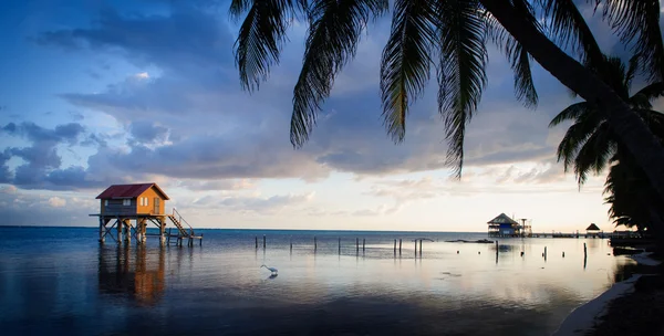 House on the Ocean — Stock Photo, Image