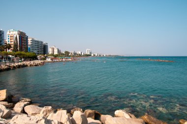 tropikal city beach