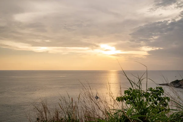 Crepúsculo Tiempo Oro Vista Mar Phrom Thep Cape Período Puesta — Foto de Stock