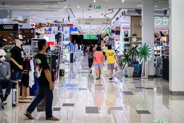 Bangkok Thailand Okt 2021 Inomhusmiljö Robinson Ladkrabang Samtida Shopping Center — Stockfoto