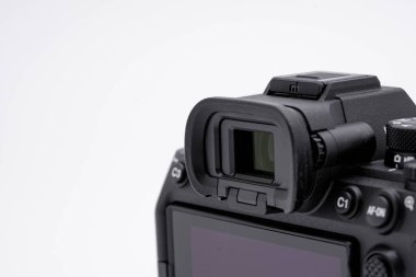 Bangkok, Tayland - 9 Haziran 2022, Sony a7 IV, A7 'nin dördüncü nesil aynasız kamera modelidir. Ekim 2021 'de Tayland' da fırlatıldı..