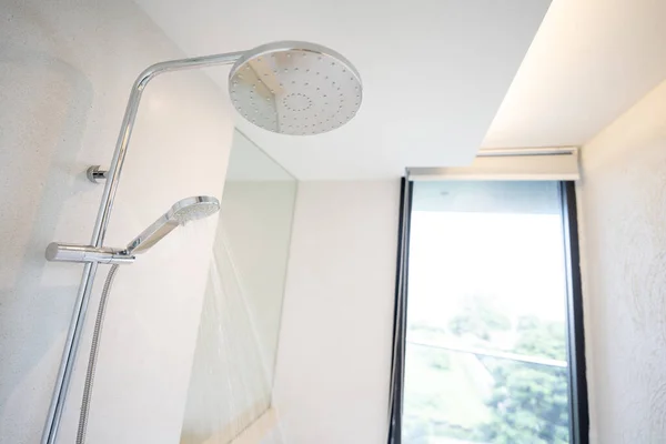 Water Pouring Out Large Circular Shower Dimly Lit Bathroom Has — Stok Foto