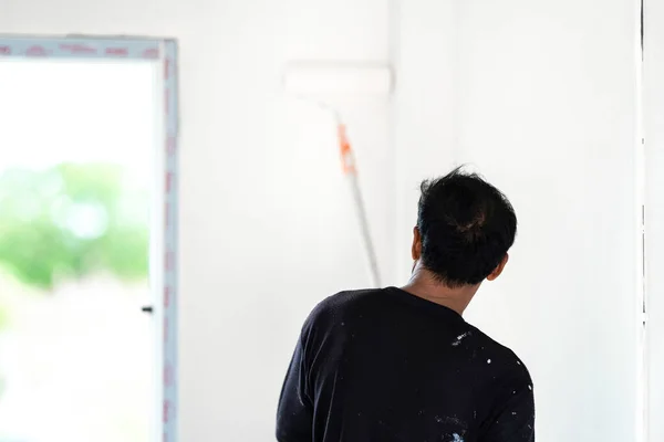 Professional Worker Man Rolling Painting Interior White Wall — Stockfoto