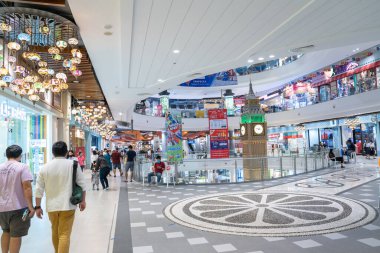 Nakhon Ratchasima, Tayland - 15 Ağustos 2020, Cumartesi günü Nakhon Ratchasima Terminali, Tayland.