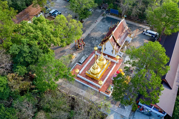 Wat Phra Doi Tung Cima Vista Birdeyes Famoso Templo Budismo — Fotografia de Stock