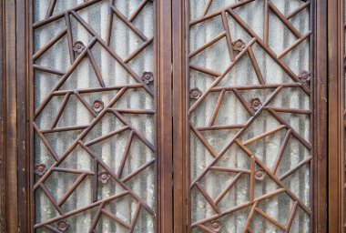 oymalı ahşap pencere kapı