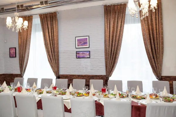 Elegant restaurant interior — Stock Photo, Image