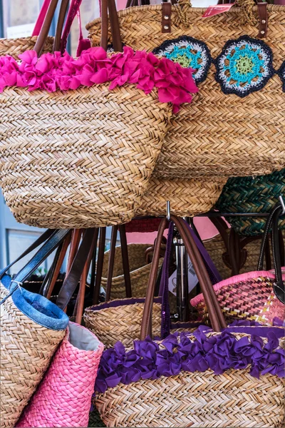 Colorido sacos de palha decorados — Fotografia de Stock