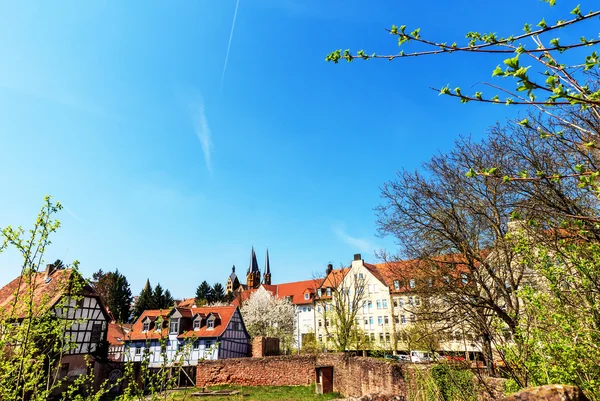 Městě Gelnhausen, historické kaiserpfalz, Německo. — Stock fotografie