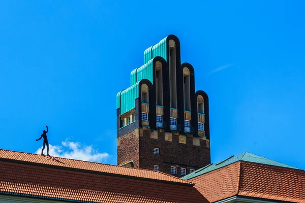Wesele wieża na mathildenhoehe w darmstadt, Niemcy — Zdjęcie stockowe