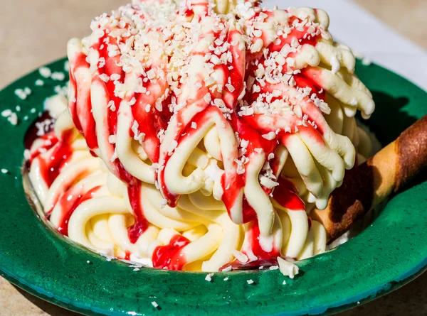 Spagetti dondurma
