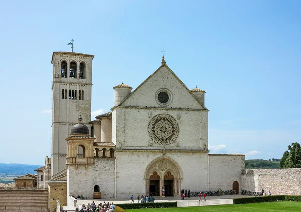 阿西西，大教堂圣费朗西斯，意大利 — 图库照片