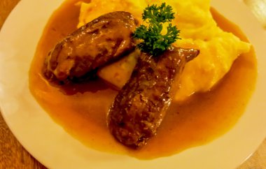 sığır eti zeytinli patates püresi