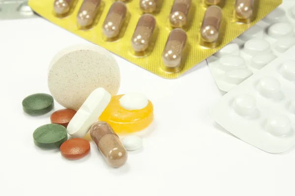 Comprimidos e medicamentos — Fotografia de Stock