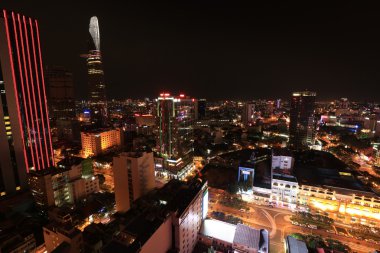 Ho Chi Minh şehri geceleri gökyüzü