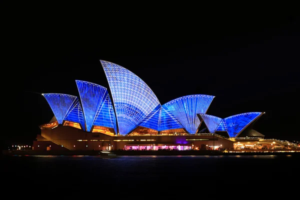 Sydney opera house w nocy żywe światło Festiwal — Zdjęcie stockowe