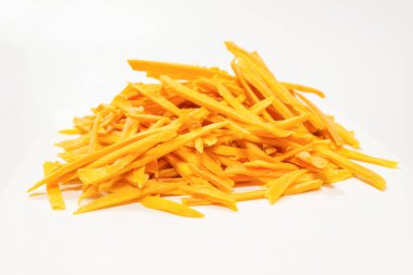 Arka plan olarak kuru, lezzetli mango dilimleri. Üst görünüm. 