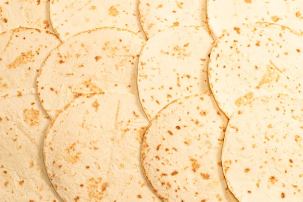Pitta Ekmeği Beyaz Arka Planda Izole Edilmiş Üst Görünüm — Stok fotoğraf