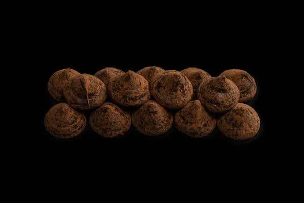 Chokladtryffel Svart Bakgrund Chokladgodis — Stockfoto