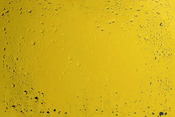 Fondo Giallo Con Gocce Acqua Copia Spazio — Foto Stock