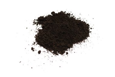 Beyaz arka planda izole edilmiş bitkiler için kara toprak. Yer deseni.