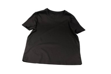 Beyaz bir arkaplanda siyah bir pamuk tişört.. 