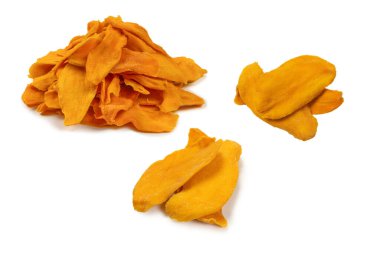 Tatlı mango dilimleri arka planda. Üst görünüm. 