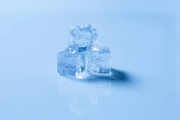 氷の結晶キューブ テキストやデザインのためのスペース — ストック写真