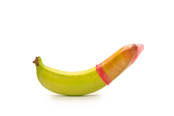 Banan Prezerwatywą Białym Tle — Zdjęcie stockowe