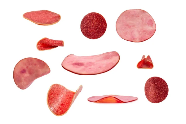 Fallande Välsmakande Salami Isolerad Vit Bakgrund — Stockfoto