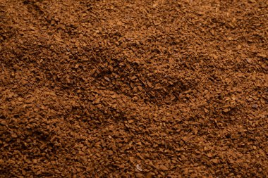 Arka planda izole edilmiş anlık kahve. Üst görünüm. 