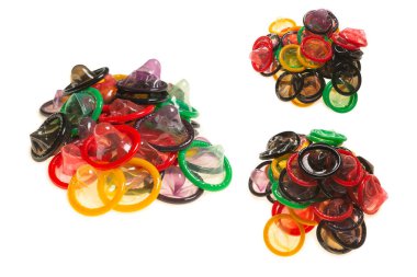 Renkli prezervatifler. Üst görünüm. 