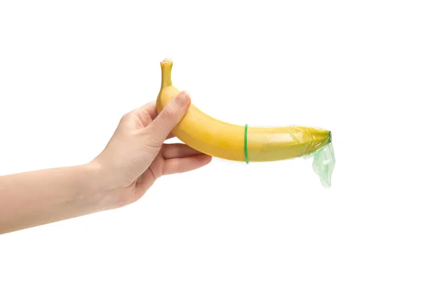 Mulher Pôs Preservativo Uma Banana Isolado Sobre Fundo Branco — Fotografia de Stock