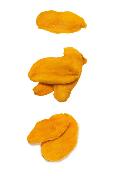 Trocknen Sie Leckere Mango Scheiben Isoliert Auf Weißem Hintergrund Ansicht — Stockfoto