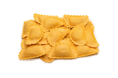 Arka plan olarak çiğ ravioli. Sağlıklı İtalyan yemekleri.. 