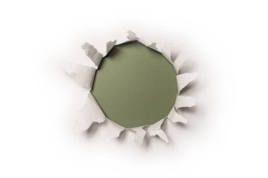 Kırmızı arkaplanda beyaz kağıtta bir delik, boşluğu kopyala. 