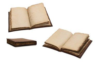 Beyaz bir arkaplanda izole edilmiş boş eski bir defter. Boşluğu kopyala.  