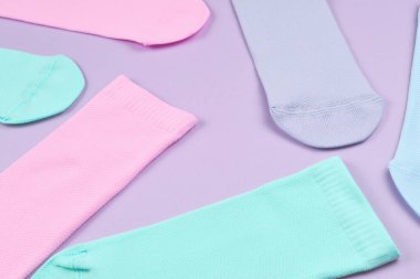 Pamuklu çorap renkli koleksiyonu. 